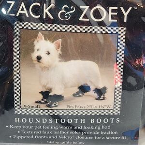 Zack & Zoey Pet Dog Houndstooth Boots XS Fits 2" x 1 3/4" Winter Snow Booties